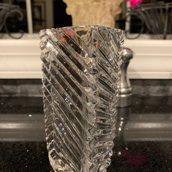 Miller Rogaska Triangular Crystal Vase - Picture 5 of 7